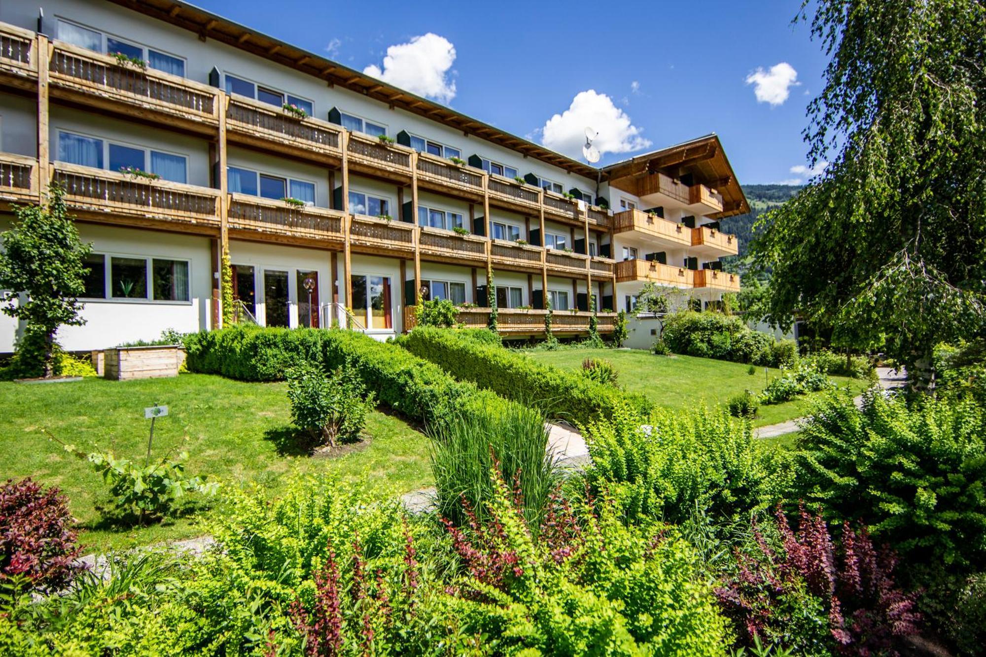 Hotel Moarhof Lienz Exteriör bild