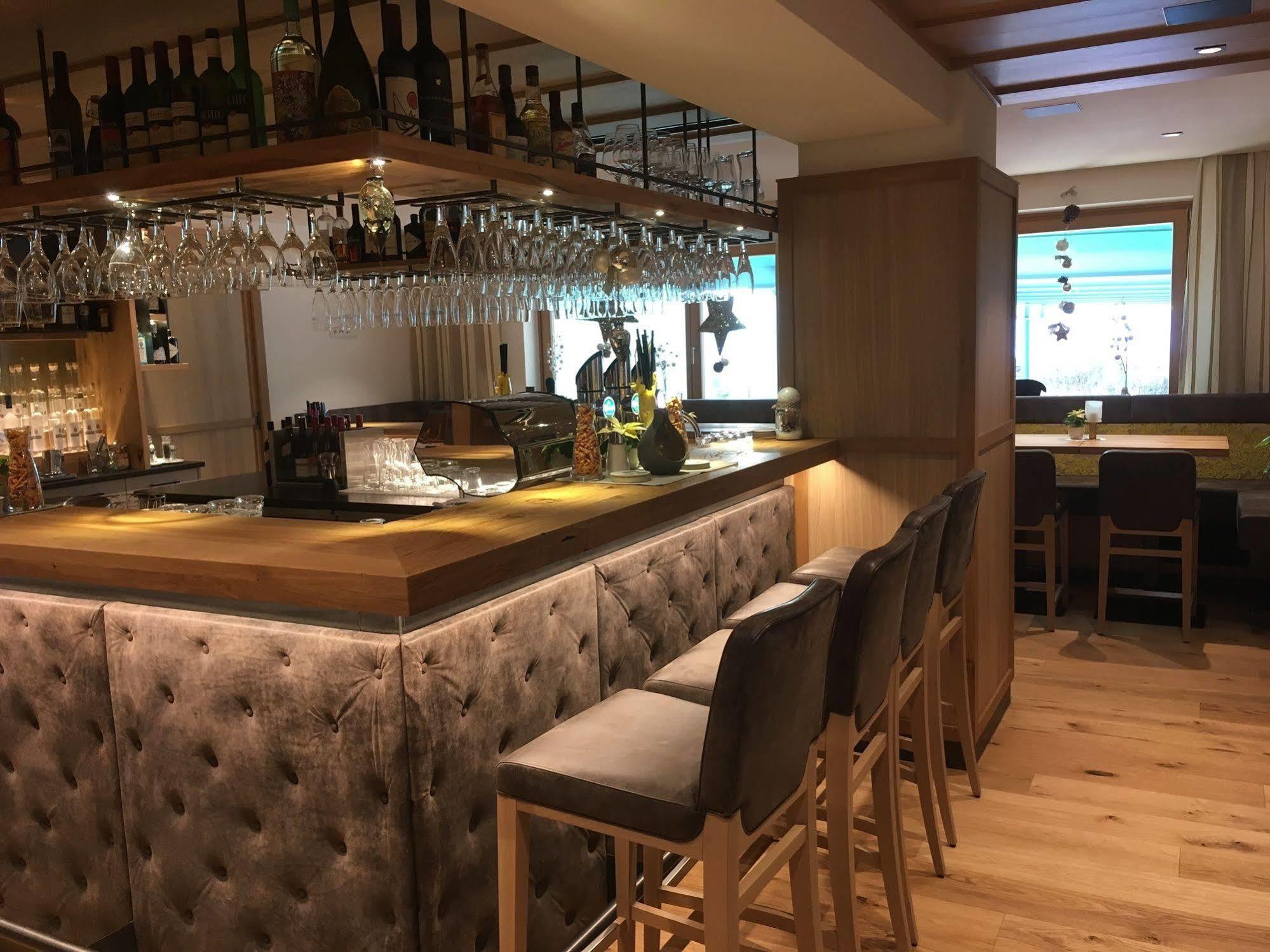 Hotel Moarhof Lienz Exteriör bild