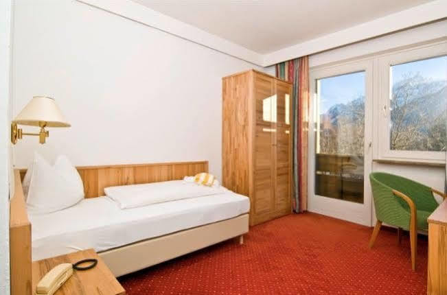Hotel Moarhof Lienz Exteriör bild